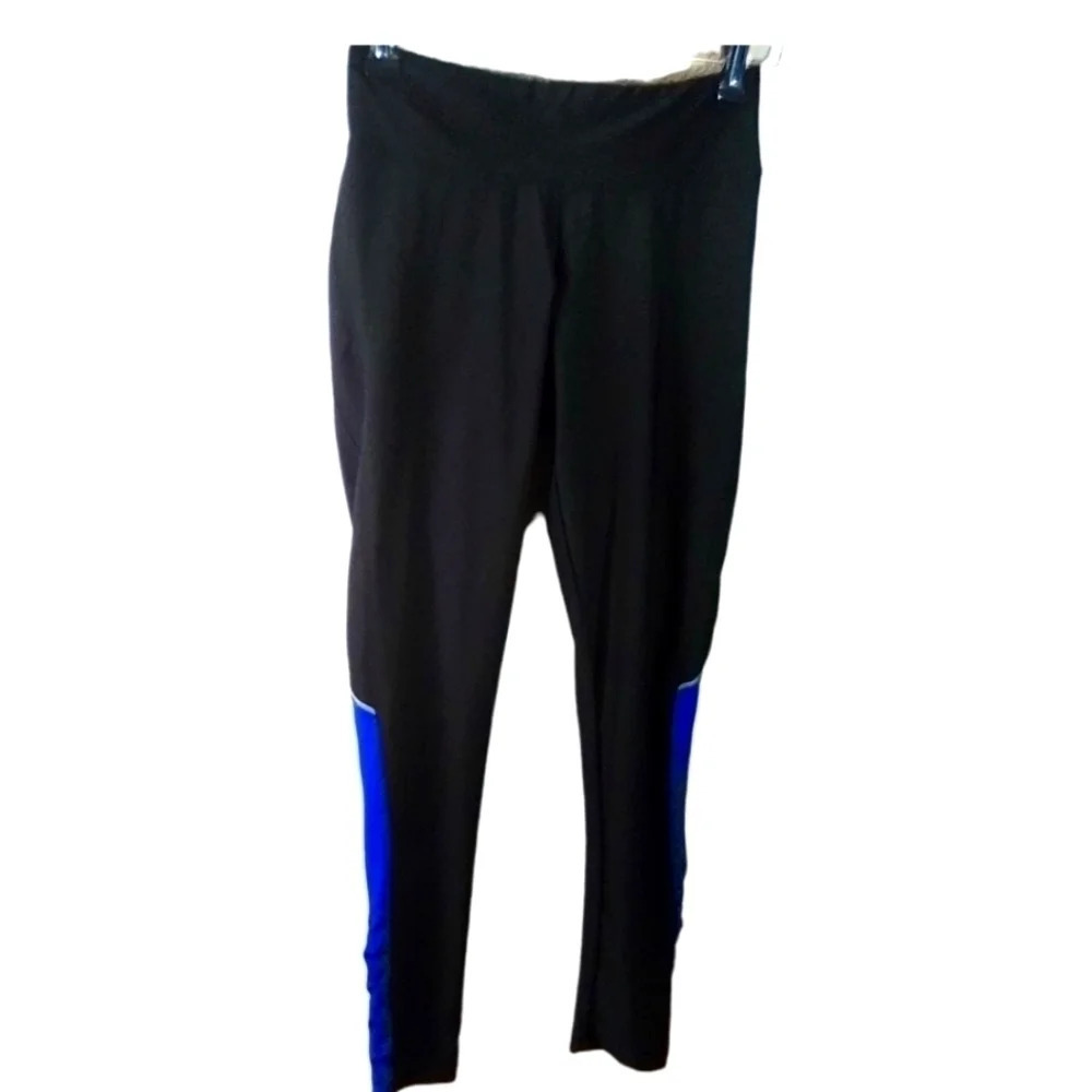 𝅺marika yoga pants. Size Medium. C134​​​​​